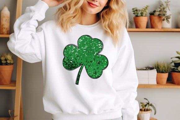#1138 Sequins Clover